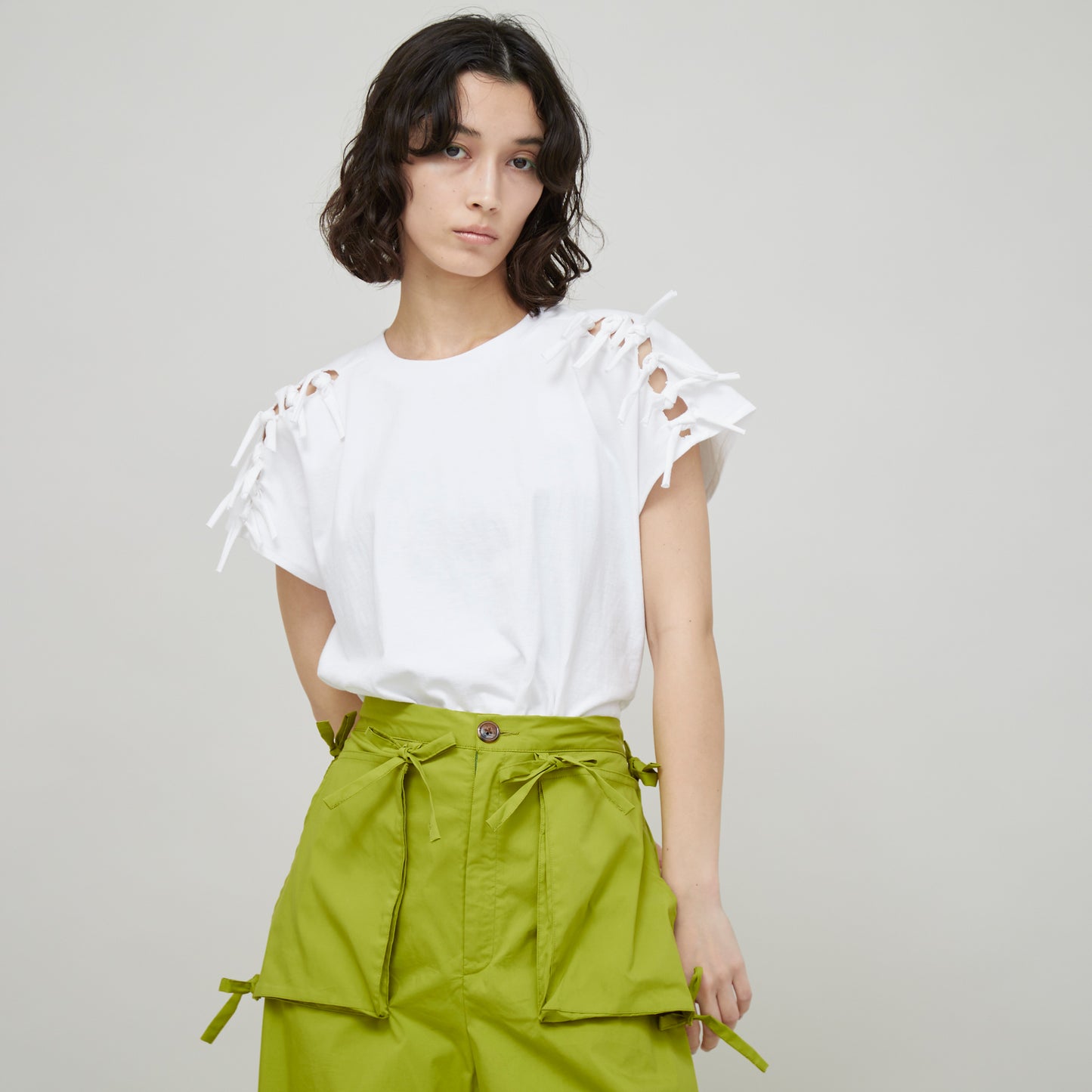 Shoulder Ribbon T-shirt(ショルダーリボンTシャツ)