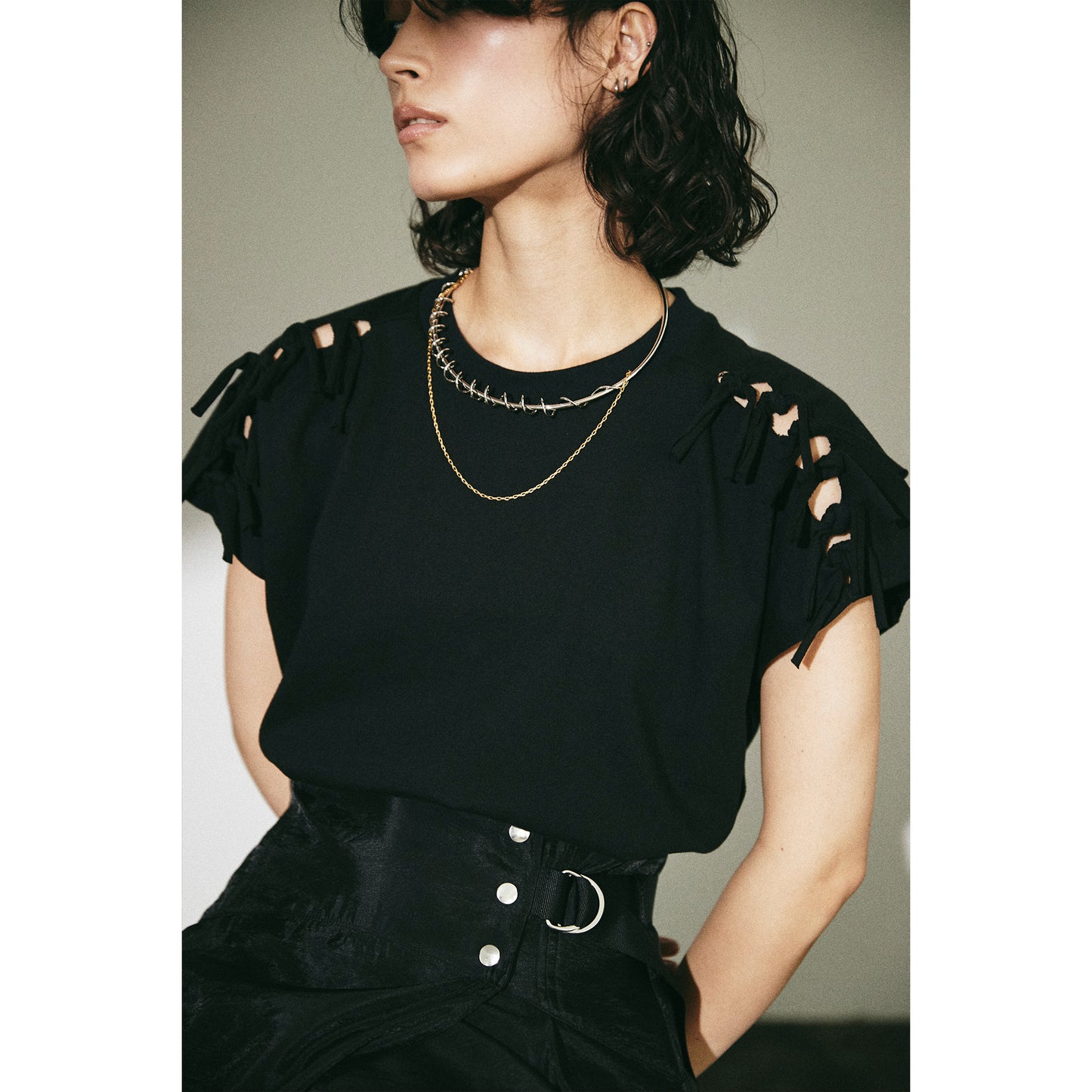 Shoulder Ribbon T-shirt(ショルダーリボンTシャツ)