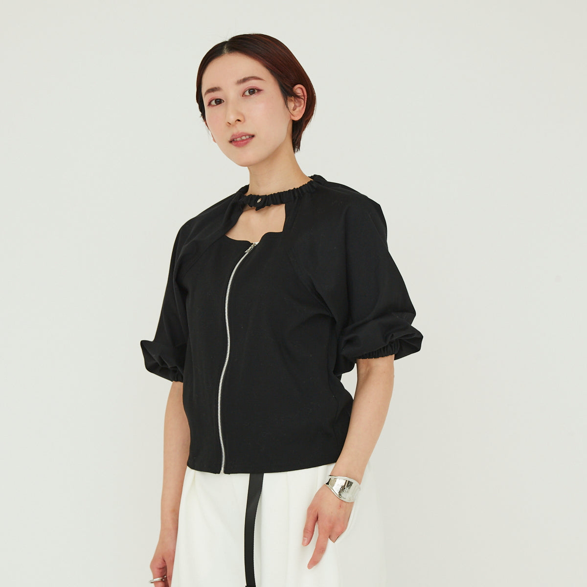 【30%OFF】Front Zip Cut and Sewn(フロントジップカットソー)