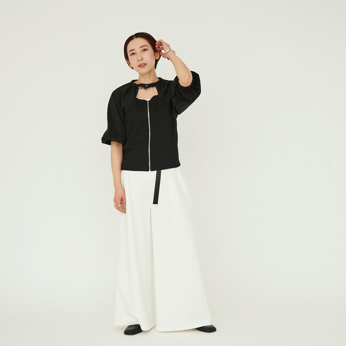 【30%OFF】Front Zip Cut and Sewn(フロントジップカットソー)