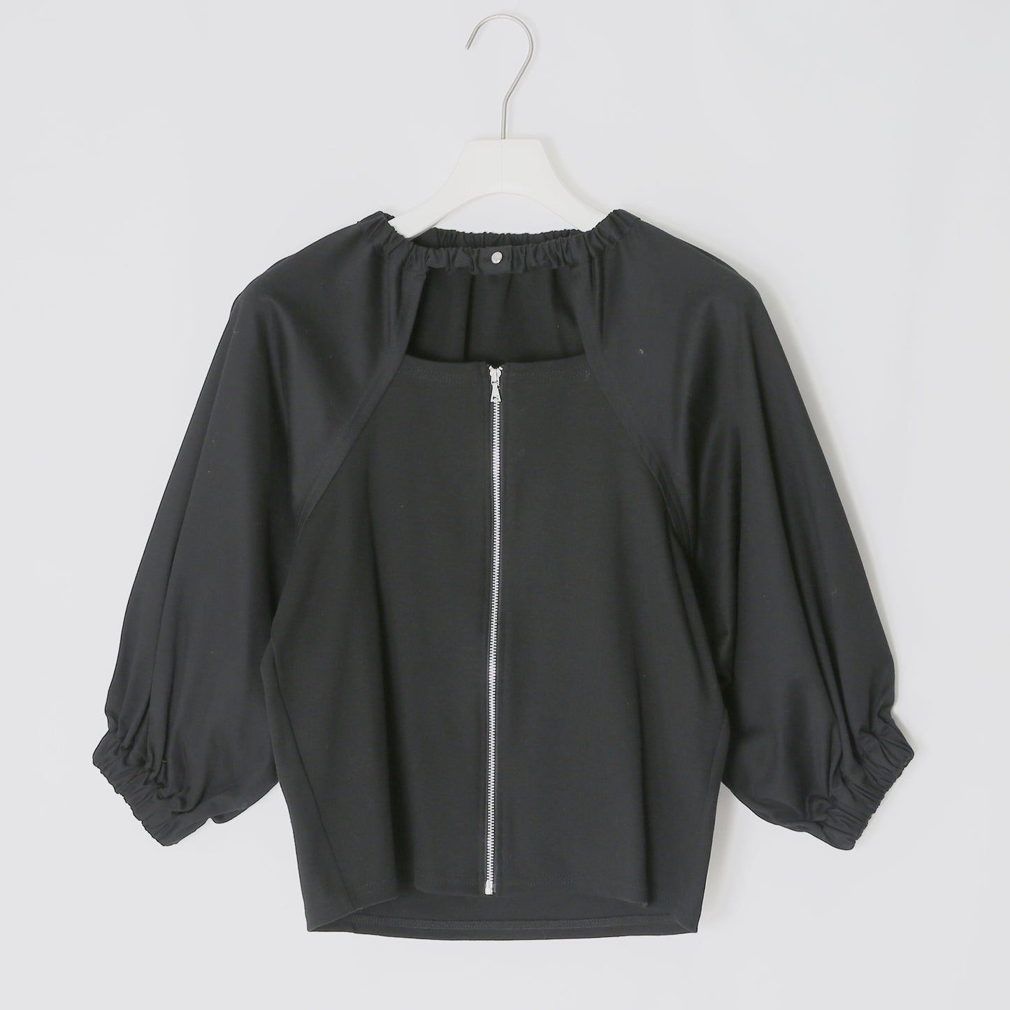 【30%OFF】Front Zip Cut and Sewn(フロントジップカットソー)