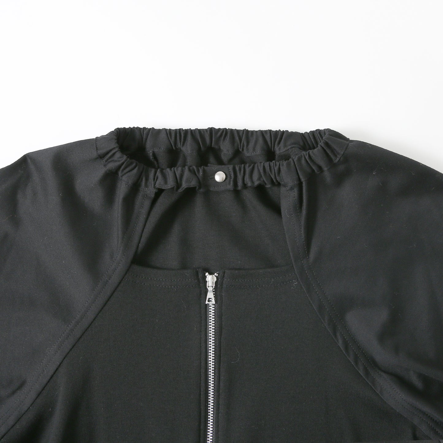 【30%OFF】Front Zip Cut and Sewn(フロントジップカットソー)