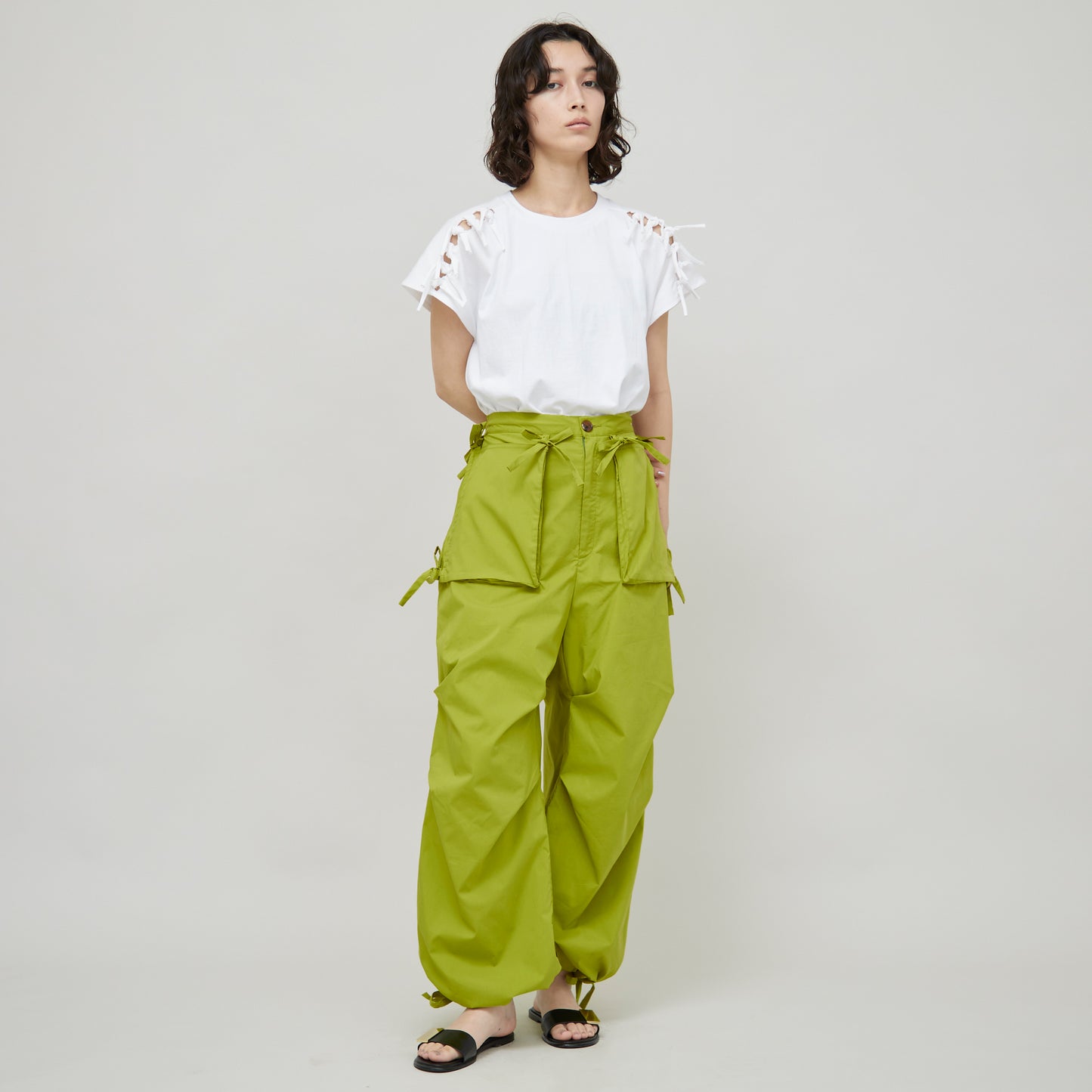 Shoulder Ribbon T-shirt（ショルダーリボンTシャツ）
